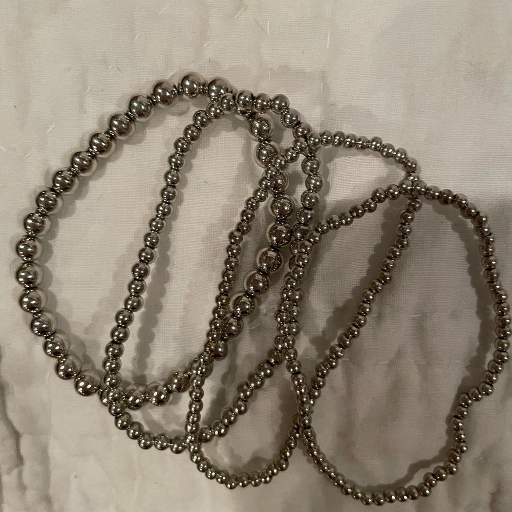 Multiple Chic Beaded Bracelet Sets (all included for same price!) - Picture 4 of 8